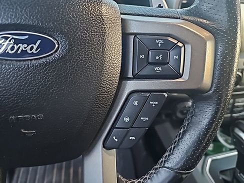 Used 2017 Ford F150 Raptor w/ Equipment Group 802A Luxury AWD/4WD image 25