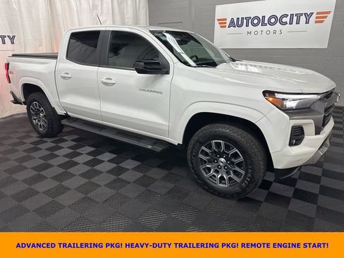 Used 2024 Chevrolet Colorado Z71 w/ Advanced Trailering Package AWD/4WD image 1