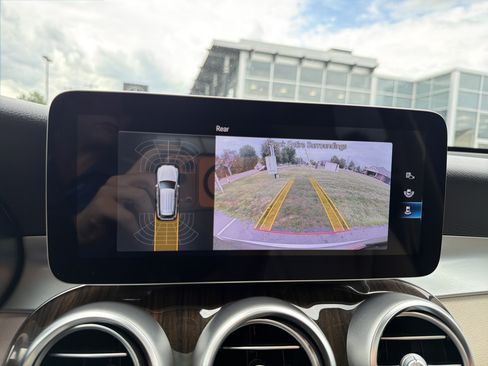 Certified 2022 Mercedes-Benz GLC 300 4MATIC image 22