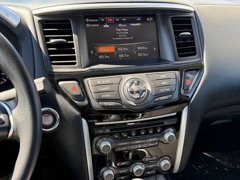Certified 2020 Nissan Pathfinder S AWD/4WD image 19