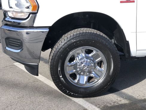 Used 2022 RAM 3500 Tradesman w/ Chrome Appearance Group image 2