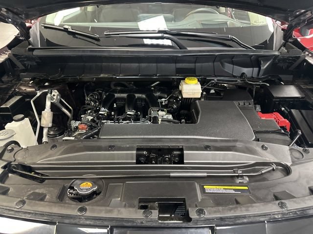 Used 2025 Nissan Pathfinder Platinum w/ Cargo Package FWD image 26