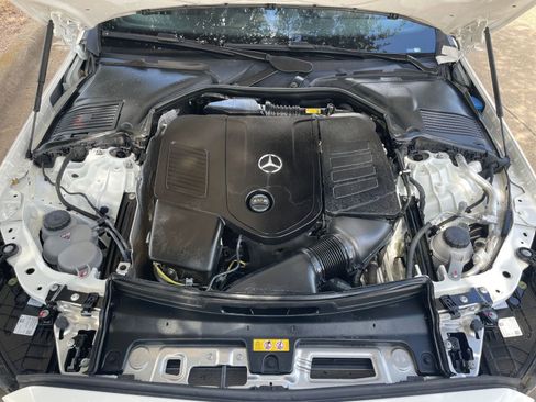 Used 2024 Mercedes-Benz C 300 4MATIC Sedan image 32