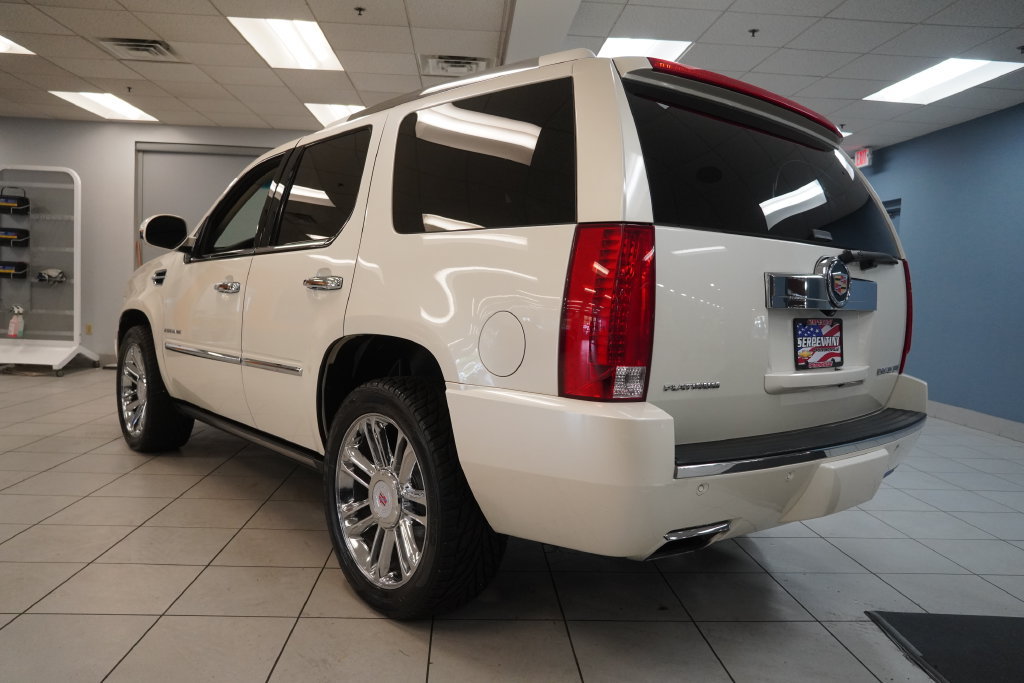 Certified 2014 Cadillac Escalade Platinum AWD/4WD image 3