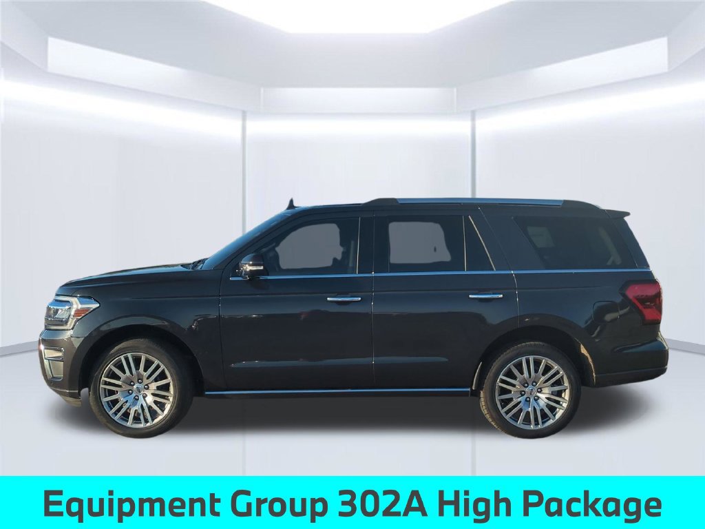 Used 2024 Ford Expedition Limited RWD image 4