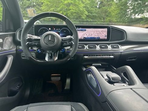 Used 2025 Mercedes-Benz GLE 53 AMG 4MATIC image 11