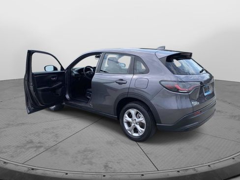 Certified 2025 Honda HR-V LX image 10