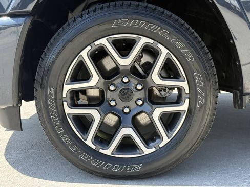 Used 2025 RAM 1500 Laramie w/ Sport Appearance Package AWD/4WD image 13