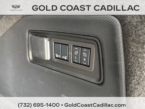 Certified 2025 Cadillac Escalade Sport Platinum AWD/4WD image 17
