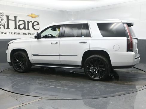 Used 2019 Cadillac Escalade Luxury image 54