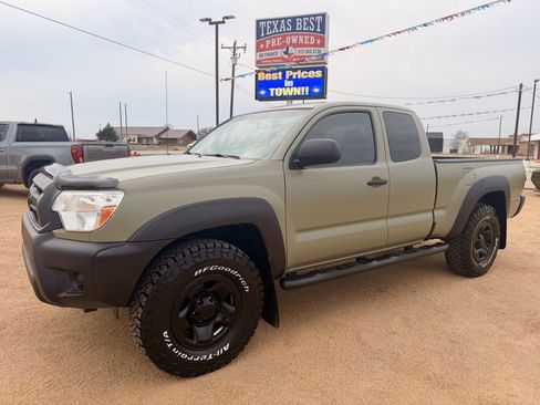 Used 2015 Toyota Tacoma 4x4 Access Cab image 1