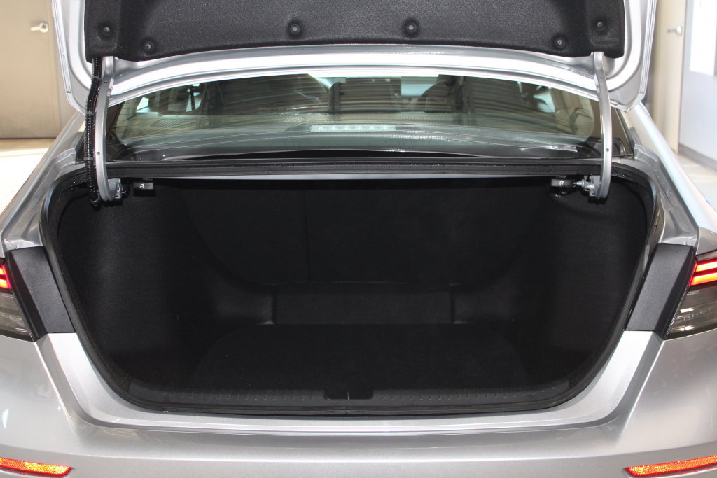 Used 2024 Honda Accord EX image 26