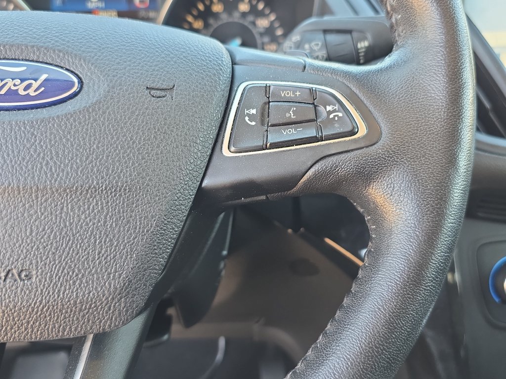 Used 2017 Ford Escape Titanium w/ Equipment Group 301A AWD/4WD image 24