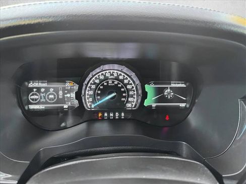 Used 2020 Ford Ranger Lariat w/ Equipment Group 501A Mid image 12