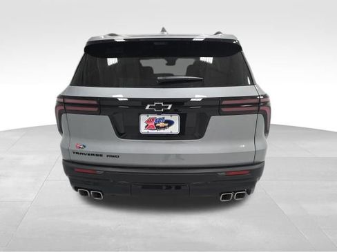 New 2026 Chevrolet Traverse LT w/ Midnight/Sport Edition image 4