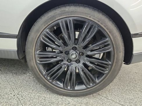Used 2019 Land Rover Range Rover Supercharged AWD/4WD image 43