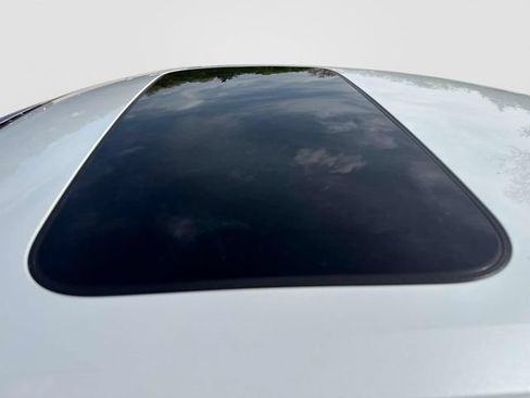 Used 2018 Honda Civic EX-L image 14
