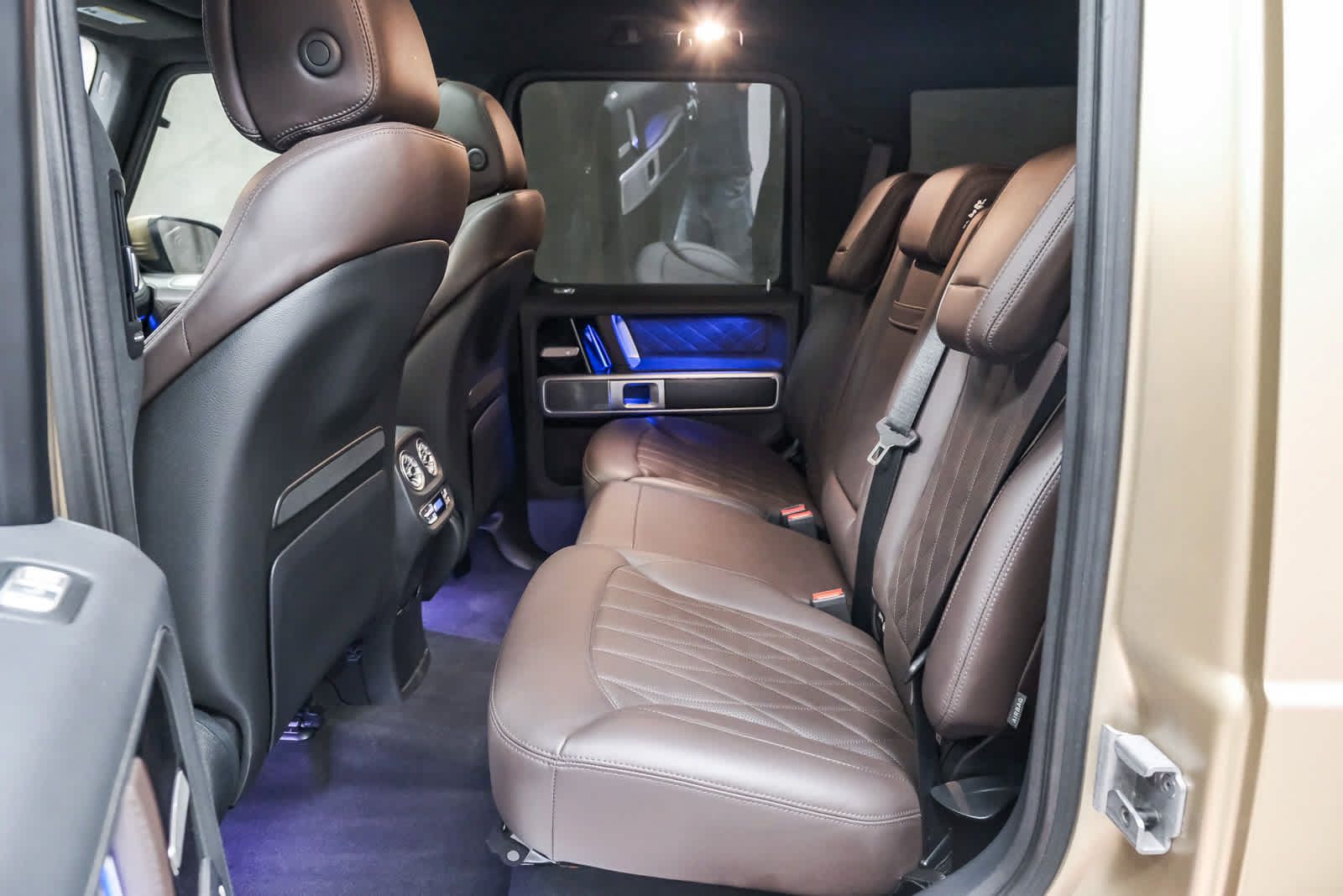 Used 2023 Mercedes-Benz G 550 image 24