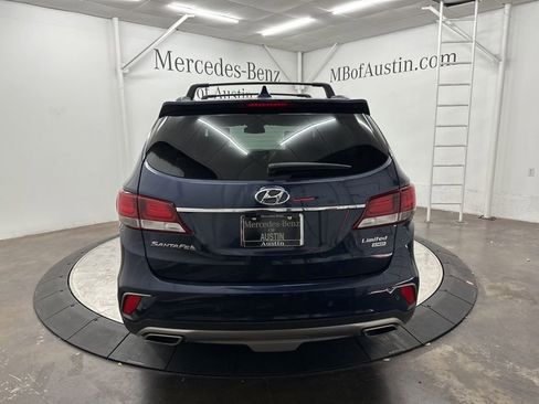 Used 2018 Hyundai Santa Fe Limited image 6