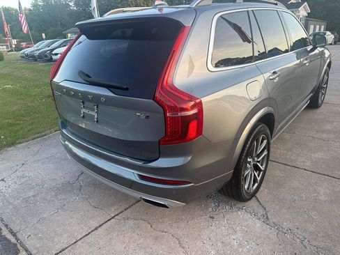 Used 2019 Volvo XC90 T6 Momentum w/ Protection Package Premier AWD/4WD image 8