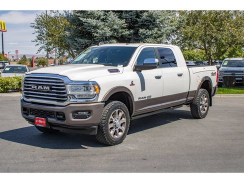 Used 2019 RAM 2500 Limited AWD/4WD image 4