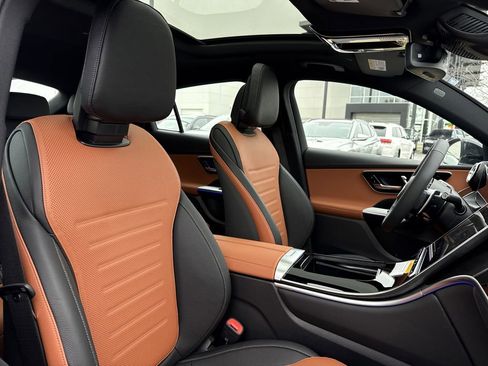 New 2026 Mercedes-Benz GLC 43 AMG 4MATIC Coupe image 19