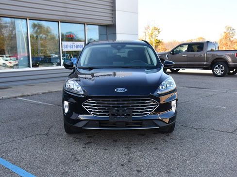 Used 2021 Ford Escape Titanium w/ Titanium Elite Package image 10