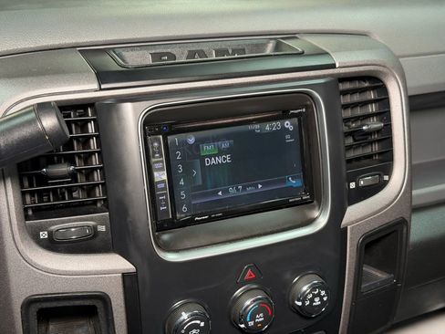 Used 2017 RAM 2500 Tradesman w/ Chrome Appearance Group image 38