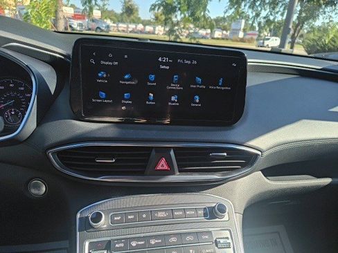 Used 2023 Hyundai Santa Fe SEL image 24