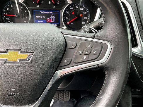 Used 2022 Chevrolet Equinox LT FWD image 19