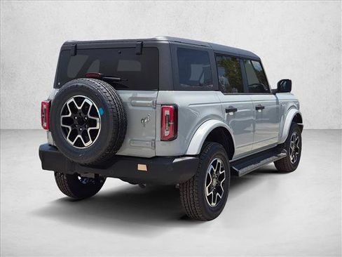 New 2026 Ford Bronco Outer Banks AWD/4WD image 2