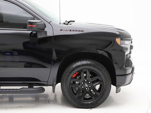 Used 2023 Chevrolet Silverado 1500 RST w/ Redline Edition image 4