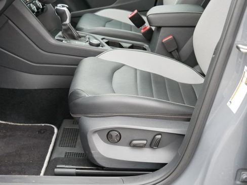 Certified 2023 Volkswagen Taos SEL image 14