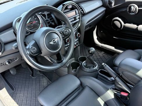 Used 2016 MINI Cooper 2-Door Hardtop FWD image 9