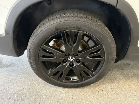 Used 2021 Honda Pilot Black Edition image 27