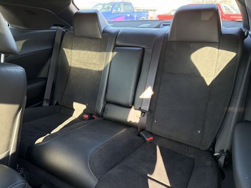 Used 2022 Dodge Challenger R/T w/ Plus Package image 32