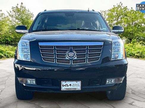 Used 2013 Cadillac Escalade EXT Premium AWD/4WD image 3