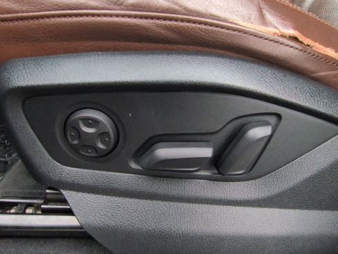 Used 2017 Audi Q7 3.0T Premium Plus image 17