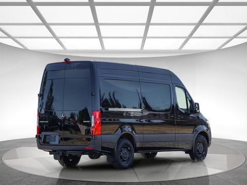 New 2025 Mercedes-Benz Sprinter 2500 image 4