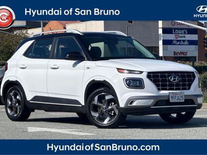 Certified 2023 Hyundai Venue Limited w/ Cargo Package