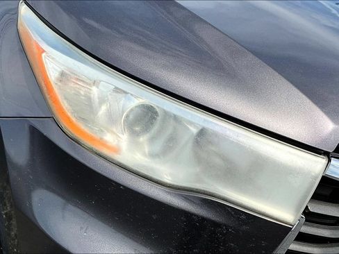 Used 2015 Toyota Highlander XLE FWD image 35