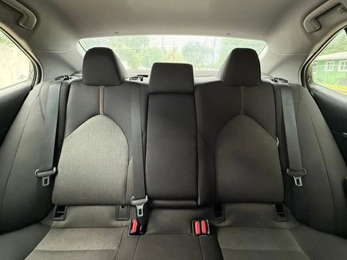 Used 2019 Toyota Camry LE image 16