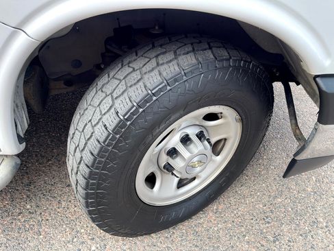 Used 2020 Chevrolet Express 2500 w/ Driver Convenience Package image 35