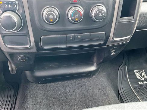 Used 2020 RAM 1500 Tradesman w/ Chrome Plus Package image 31