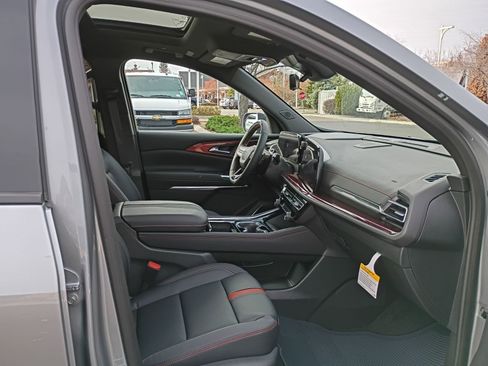 New 2026 Chevrolet Traverse RS image 19