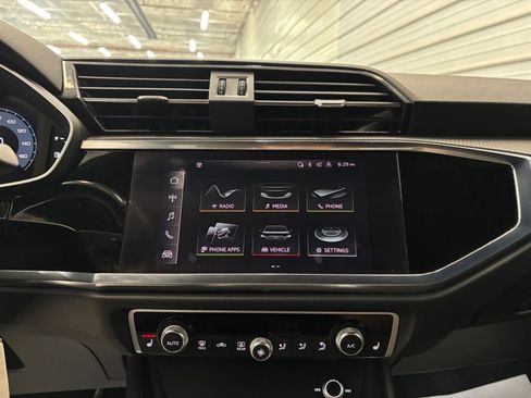 Used 2022 Audi Q3 2.0T Premium Plus AWD/4WD image 18