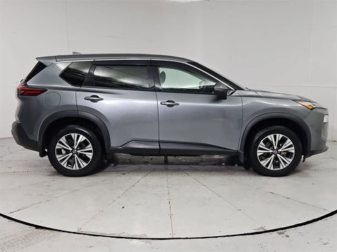 Used 2021 Nissan Rogue SV image 7