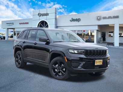 New 2025 Jeep Grand Cherokee Altitude
