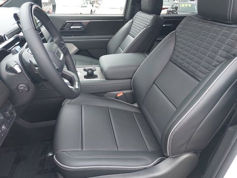 New 2025 GMC Sierra EV Denali image 15