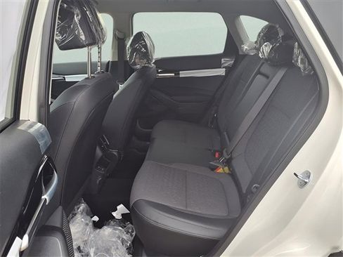 New 2026 Kia Seltos S image 17